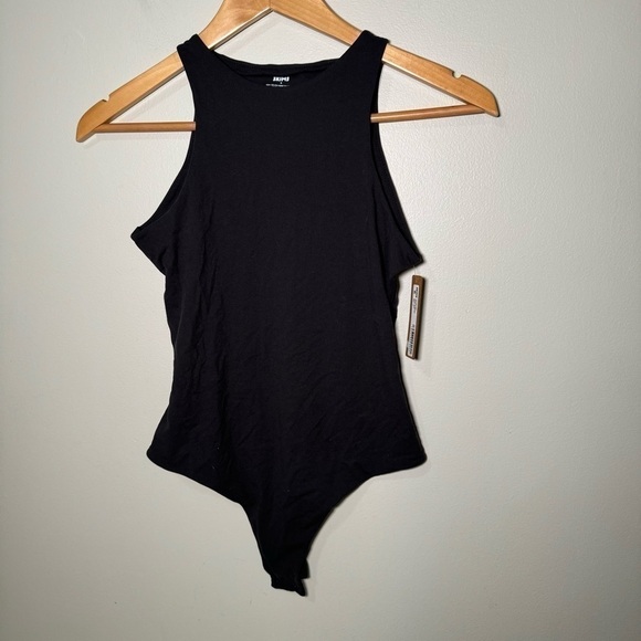 NWT SKIMS FITS EVERYBODY HIGH NECK BODYSUIT M - Picture 4 of 7